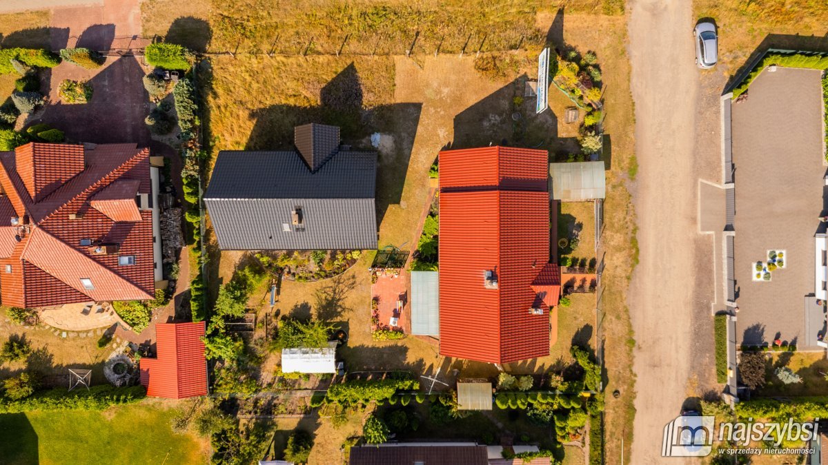 Załom - dom parterowy z bud. usługowym w budowie (4)