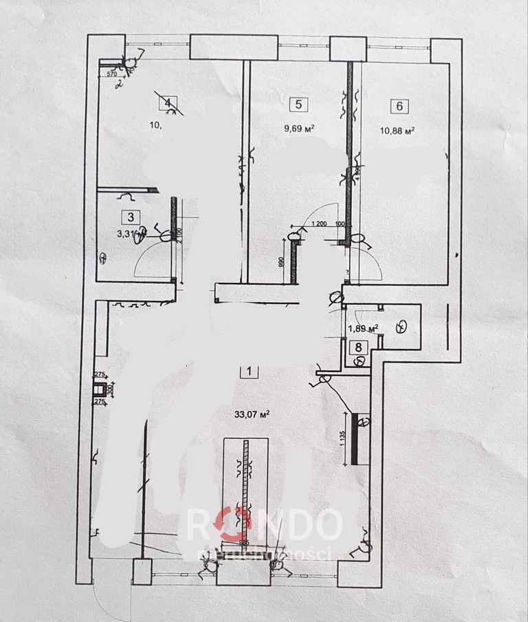 Gabinet kosmetyczny w salonie urody (4)