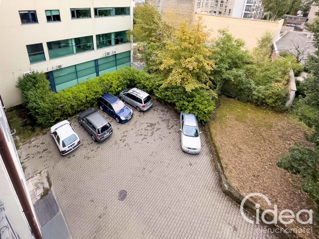 Duże, funkcjonalne, po remoncie m. parking w cenie (18)