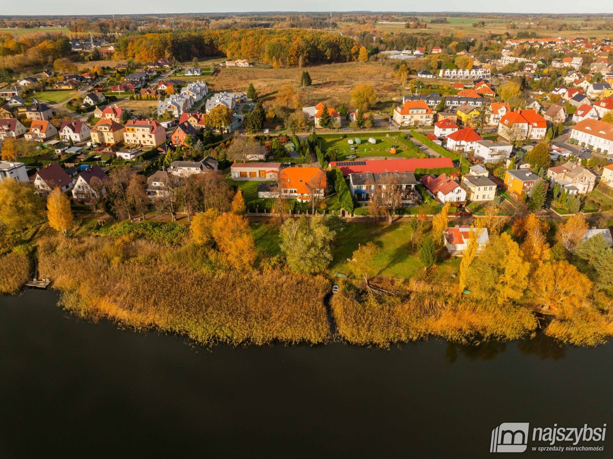 Nowogard - wyjątkowy dom z widokiem na jezioro  (11)