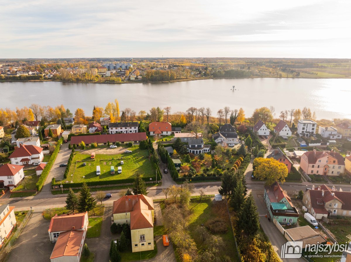 Nowogard - wyjątkowy dom z widokiem na jezioro  (19)