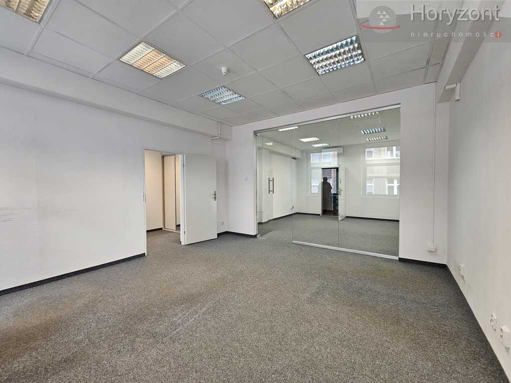 Biurowiec w Centrum 360m2, open space (1)