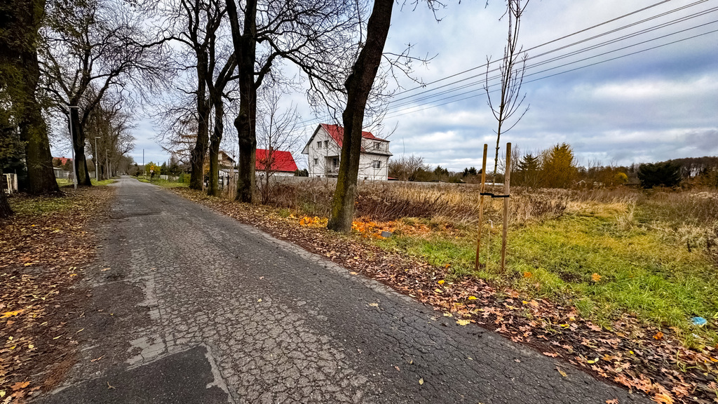 Działka pod budowę domu, Na Grobli, 1400m2 (2)