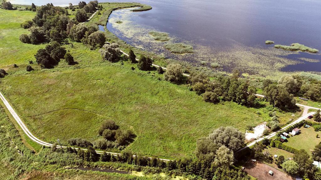 Działka nad jeziorem Dąbie (1)