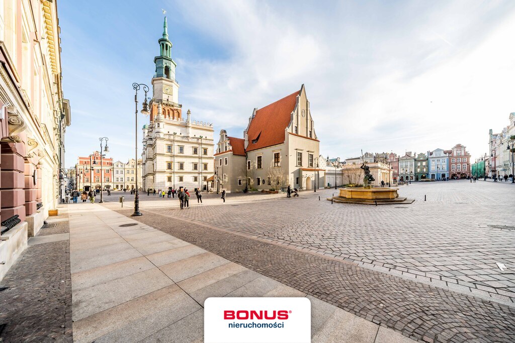 Stary Rynek - narożnik Wielkiej i Klasztornej (3)