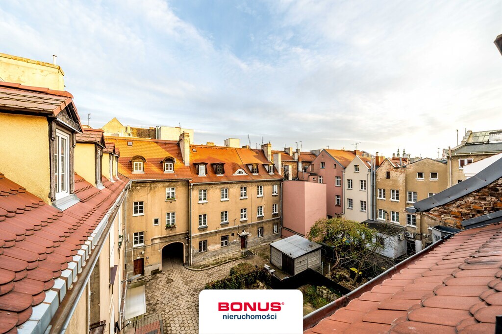 Stary Rynek - narożnik Wielkiej i Klasztornej (19)