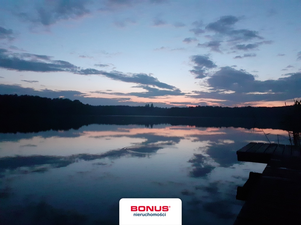 Działki nad jeziorem z pozwoleniem na budowę. (5)