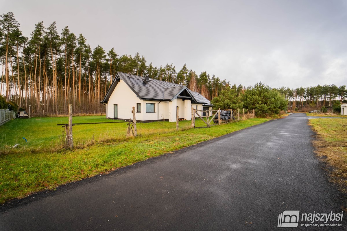 Kobylanka - wyjątkowy dom przy lesie / os. Zalesie (1)