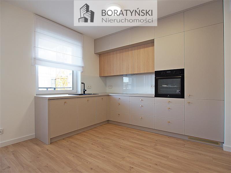 Nowe 3 pokojowe, duży balkon, winda (3)