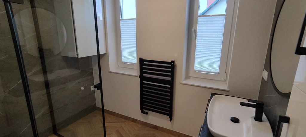 Komfortowy apartament z balkonem, antresolą +garaż (13)