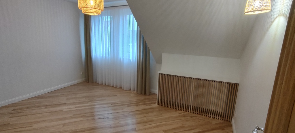 Komfortowy apartament z balkonem, antresolą +garaż (11)