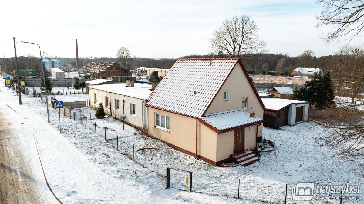 Nowogard- Mieszkanie 2 pok.  z ogrodem i garażem (2)