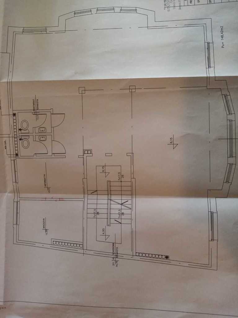 Lokal biurowy na Podzamczu 2  piętro (1)