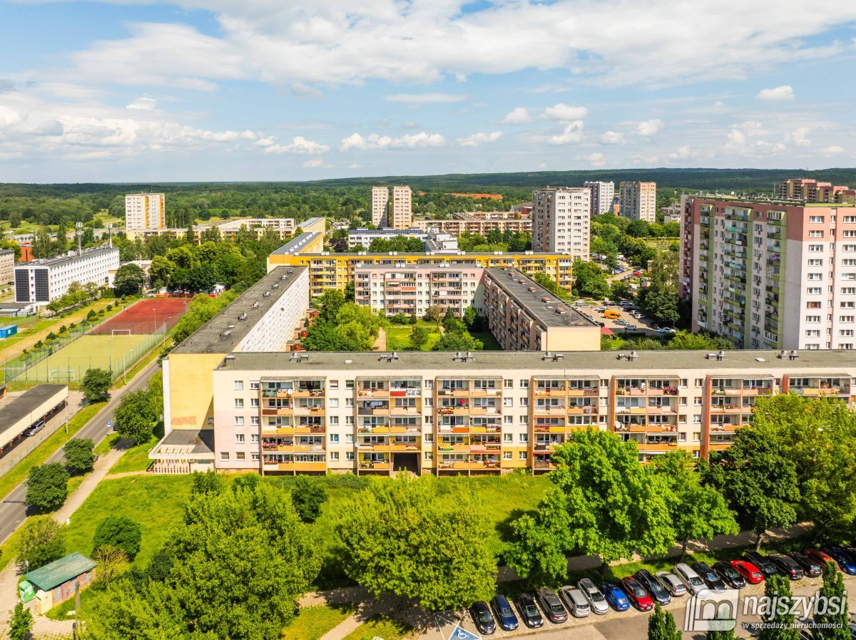 Szczecin- 3 pokojowe z balkonem. Garaż  (24)