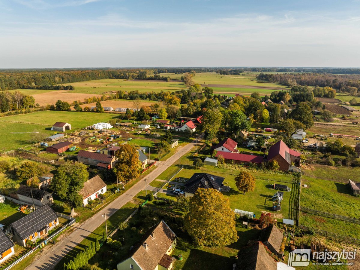 Szczytniki (gm. Nowogard)- lokal użytkowy (3)