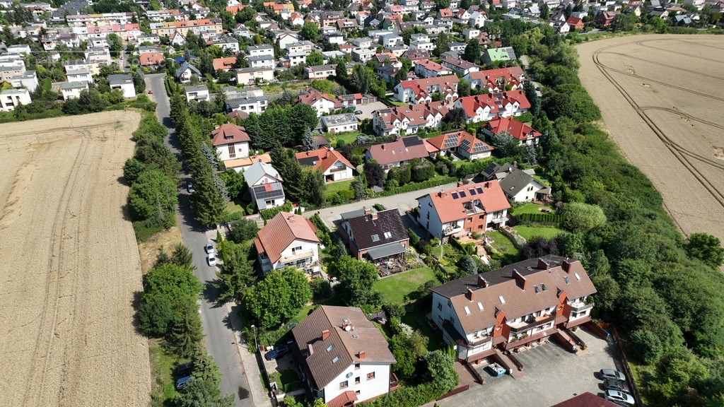 Gumieńce 3 pokoje z ogrodem, garażem i piwnicą (17)