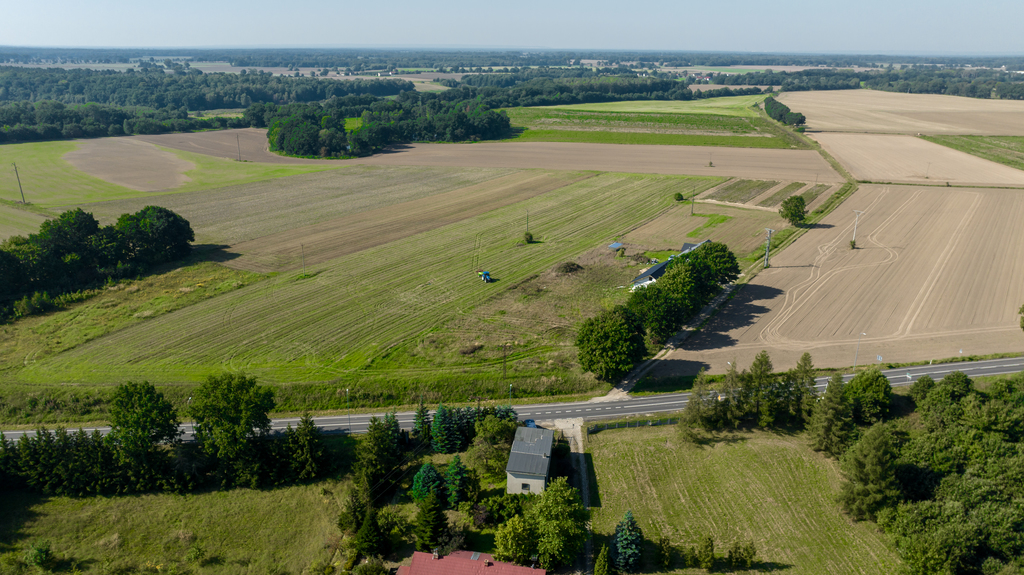 Sprzedam działkę budowlaną 1396 m2 (6)