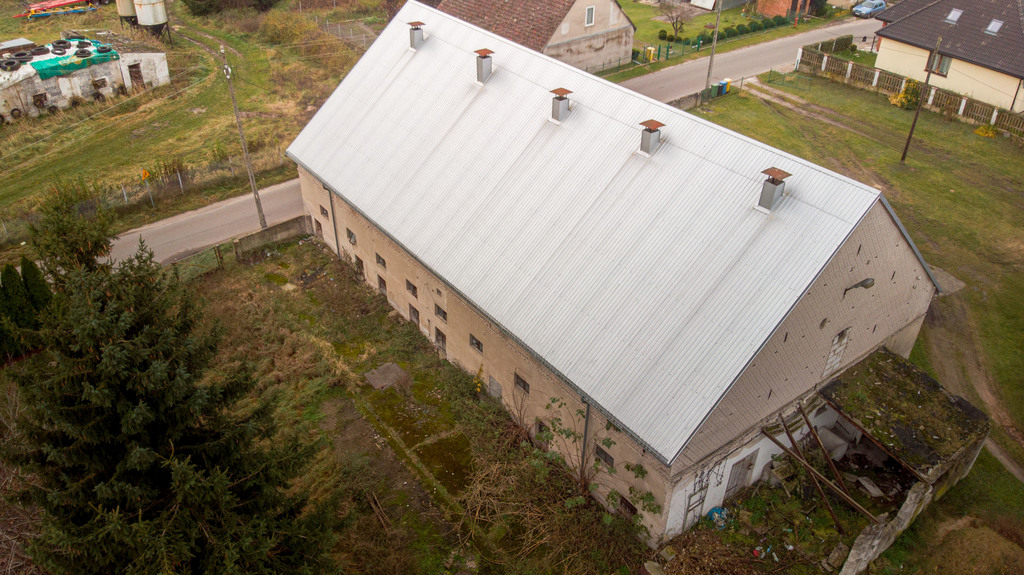 Budynek Gospodarczy  /Obiekt do zagospodarowania (8)