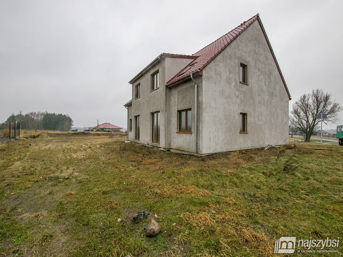 Nowogard okolice - dom do wykończenia (19)