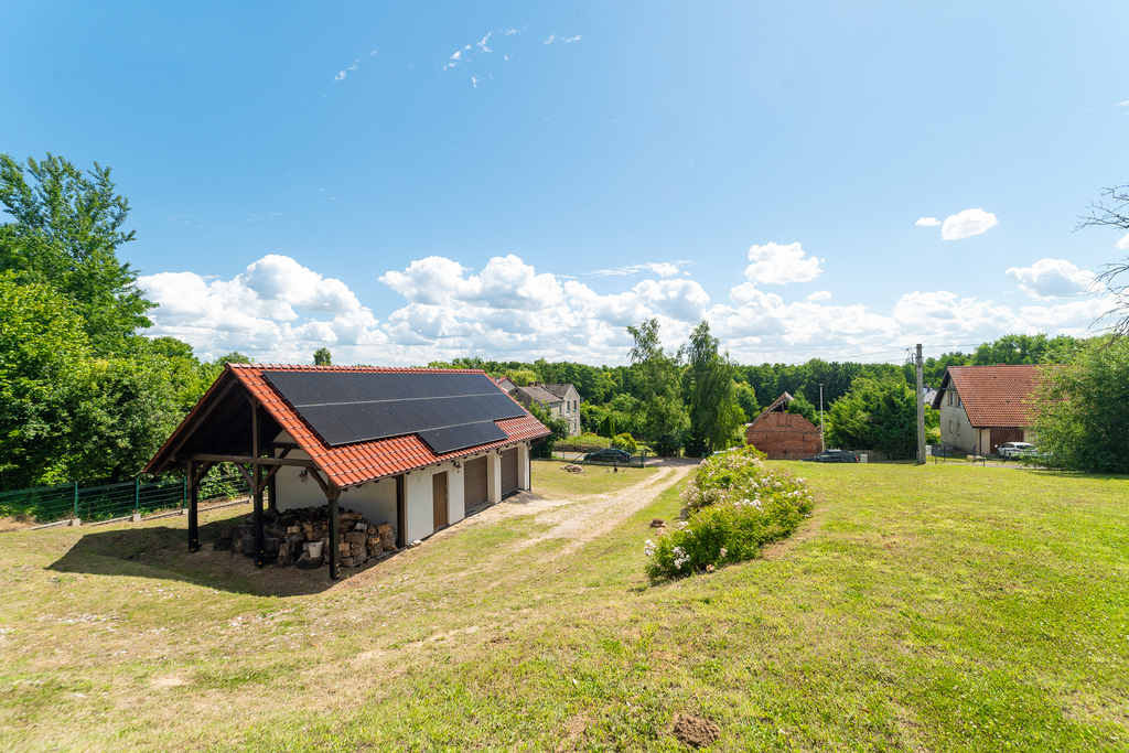 Piękny, nowoczesny dom rodzinny nad rzeką Odrą. (23)