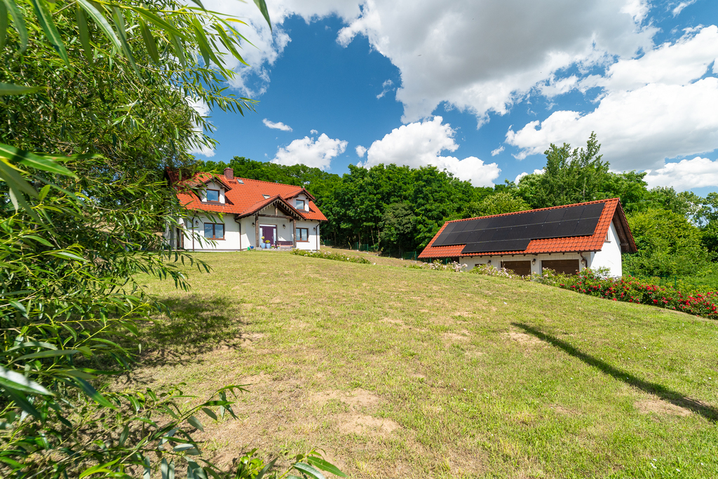 Piękny, nowoczesny dom rodzinny nad rzeką Odrą. (26)