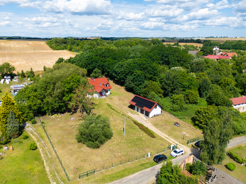 Piękny, nowoczesny dom rodzinny nad rzeką Odrą. (29)