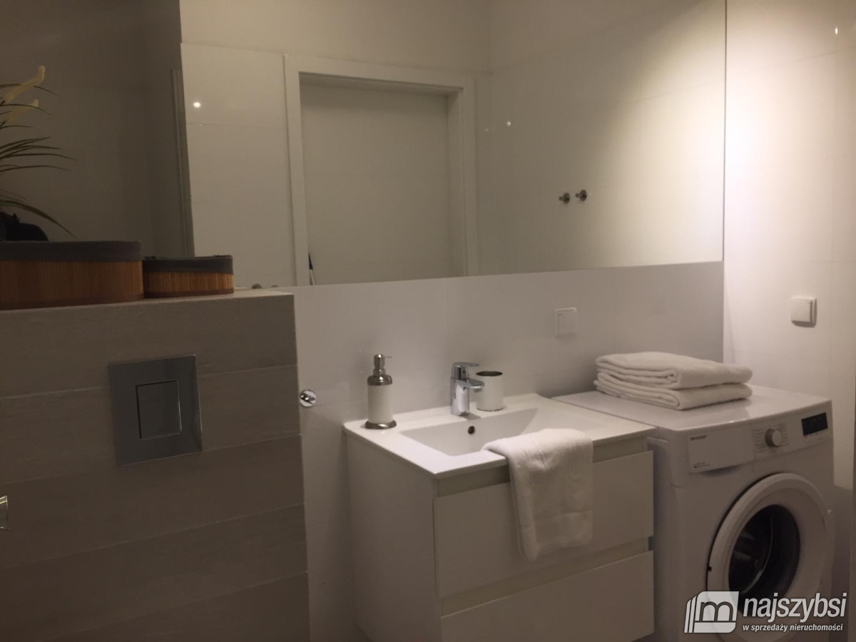 KOŁOBRZEG- Apartament z basenem blisko morza (10)