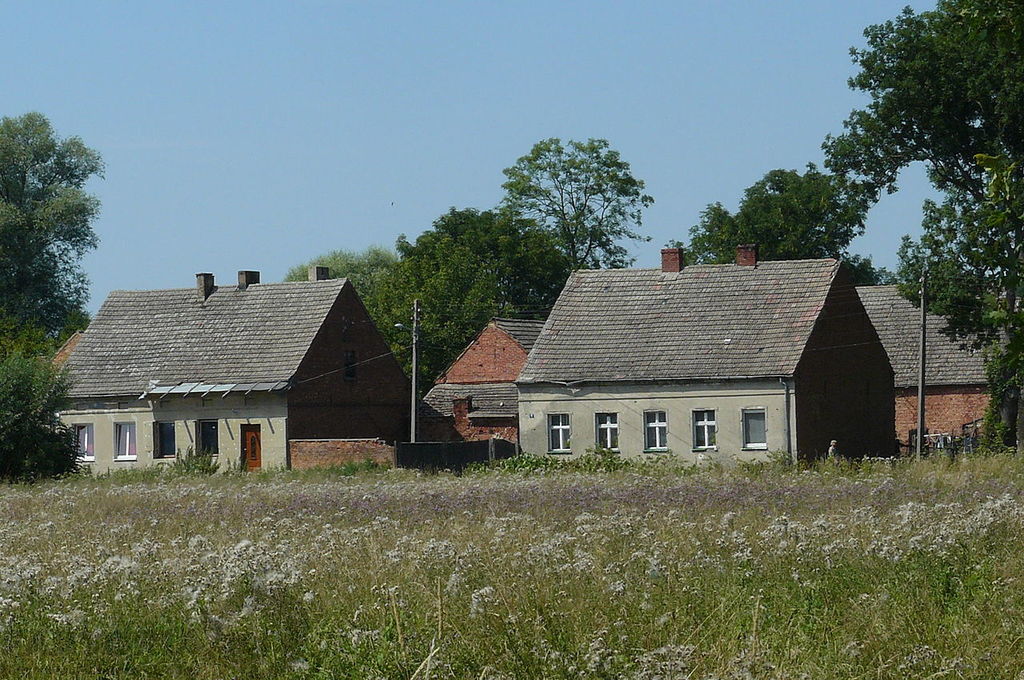 Działka rolna 3000 m2 Giżyn z dostępem do jeziora (2)