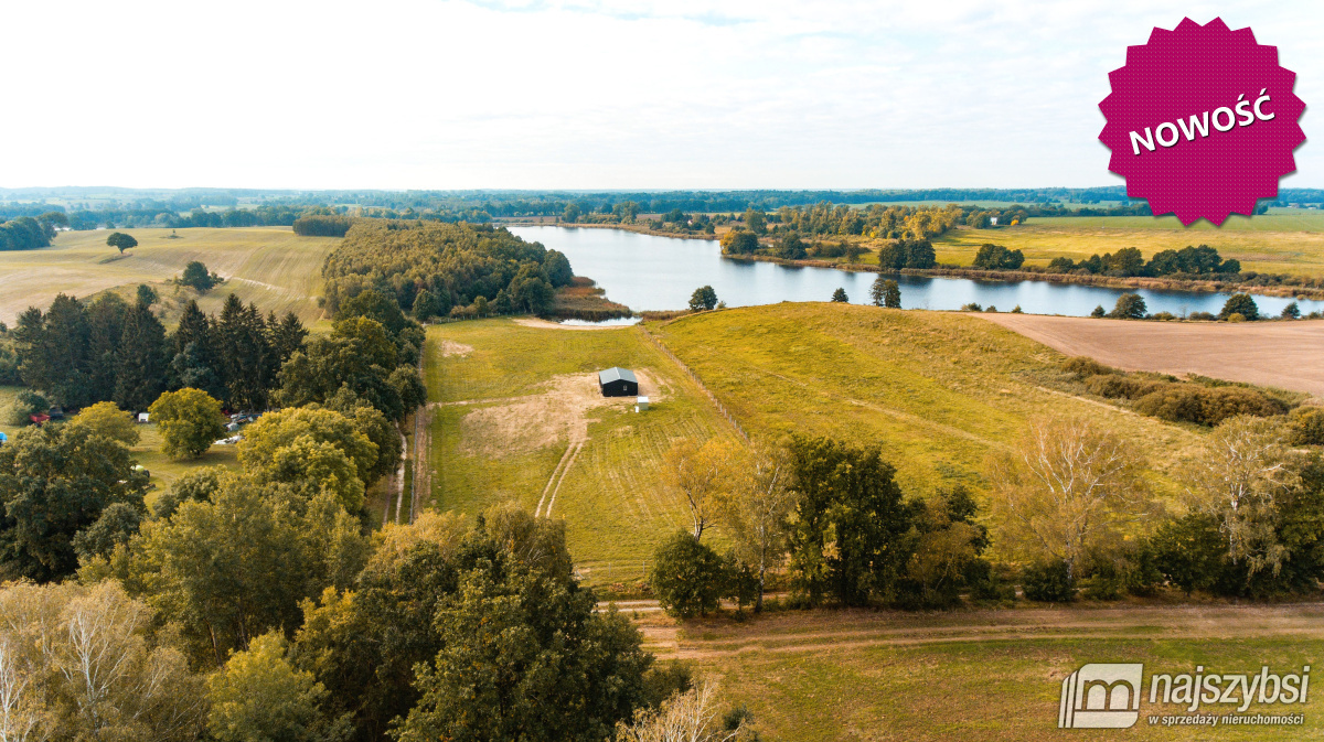 ***dom z własną linią brzegową na pojezierzu Draws (1)