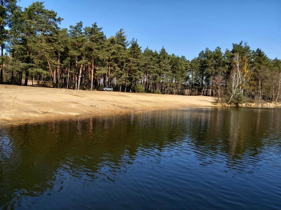 Działka z prywatnym jeziorem Jezioro Byszyńskie (2)